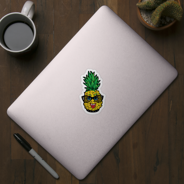 Crazy Pineapple by HelenDesigns